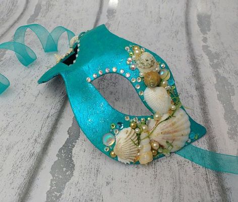 Sea-themed masks or headbands